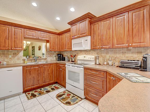 5th image of 4877 Purdue Dr
