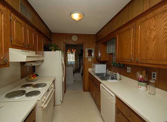 5th image of 2080 Hampton Hill Dr