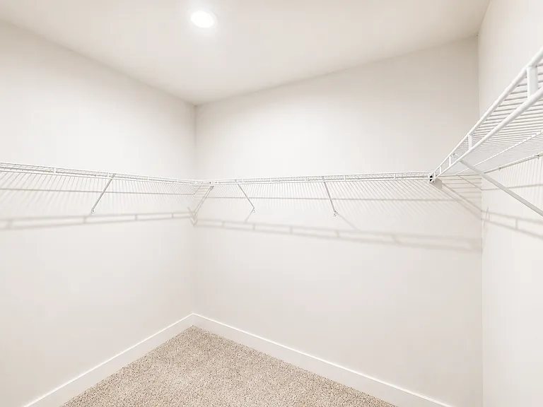 105 Colorado Ave #303 — Photo 9