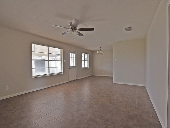 2nd image of 707 S Leon Ave