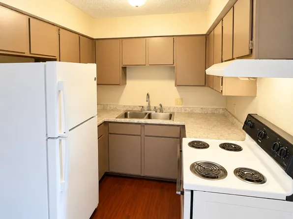 3271 Ansborough Ave #3271, Waterloo, IA 50701