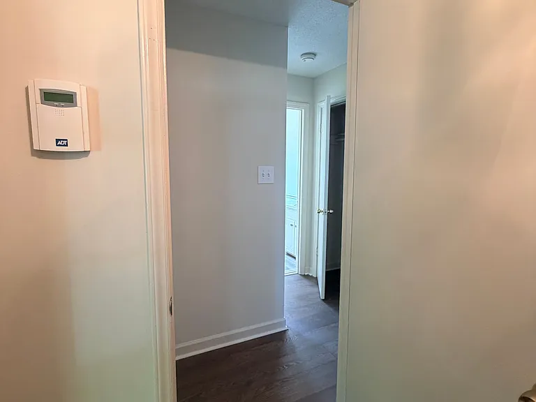 5701 Cates Dr — Photo 35