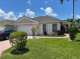 390 SW North Shore Blvd, Port Saint Lucie, FL 34986