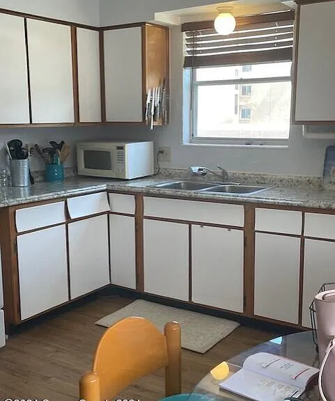 424 Johnson Ave #8 — Photo 10
