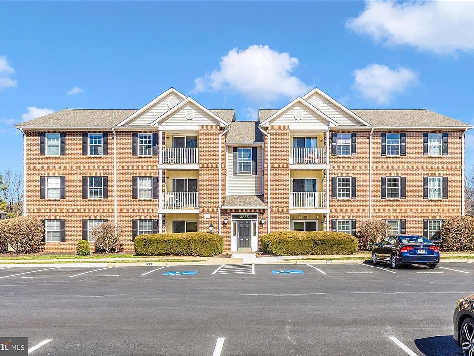 1st image of 3855 Shadywood Dr Unit 1A