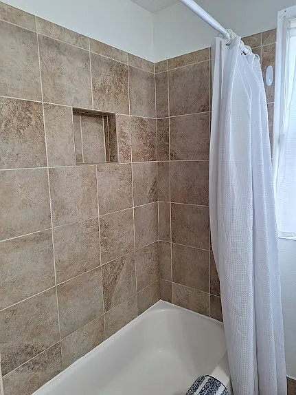 314 S Rhodes St — Photo 13