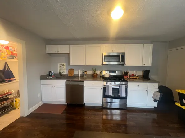 14 Cross St E, Somerville, MA