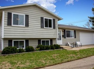 1718 N Chestnut St, Mishawaka, IN 46545