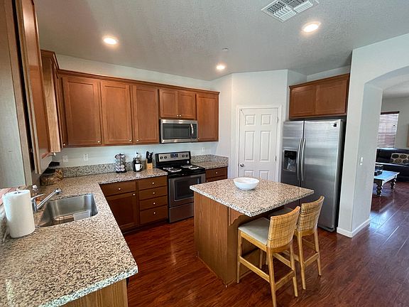 5th image of 7885 Balsam Willow Ln