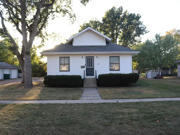 1111 L Ave, Milford, IA 51351