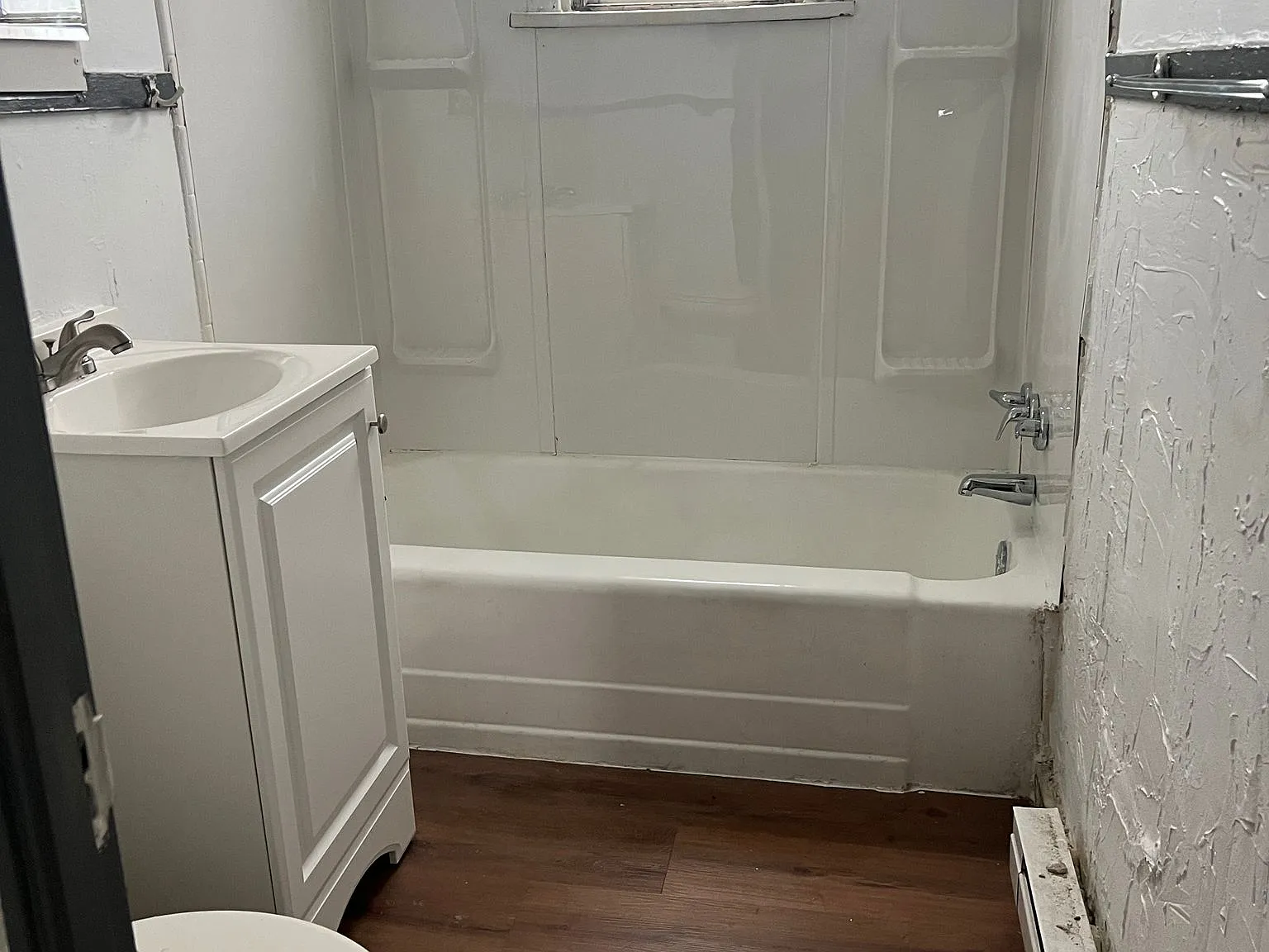2 bed, 800 sqft, $950 — Photo 4