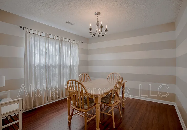 15 Avalon Ct — Photo 4