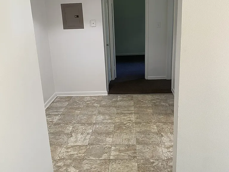 155 Apgar Ln #9 — Photo 6