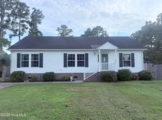 110 Porpoise St, Moyock, NC 27958