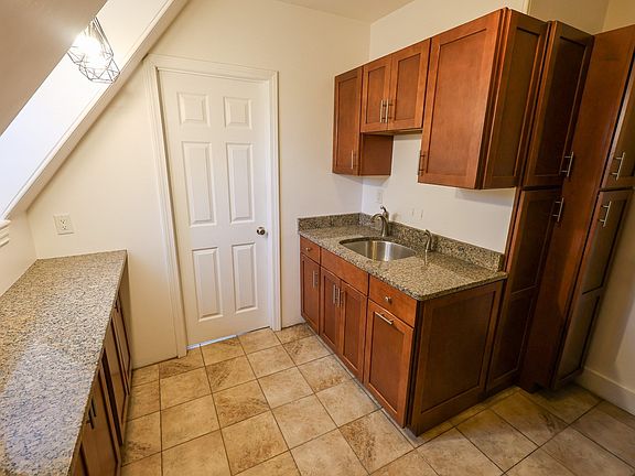 2nd image of 26 Wayne St #2