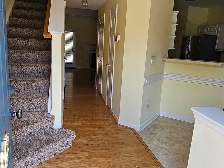 142 Spring Crossing Cir — Photo 3