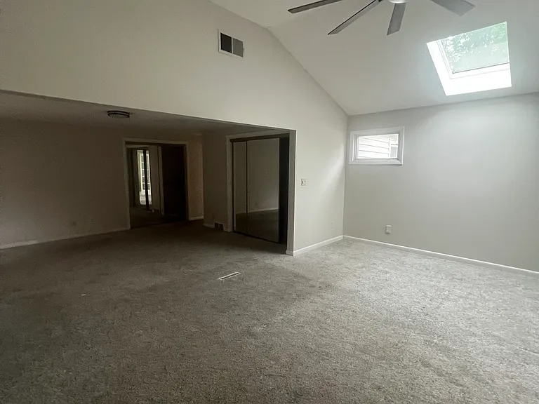 3634 Runnymede Blvd — Photo 49