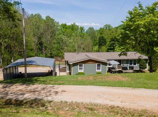 1553 N Blaine Branch Rd, Franklin, NC 28734