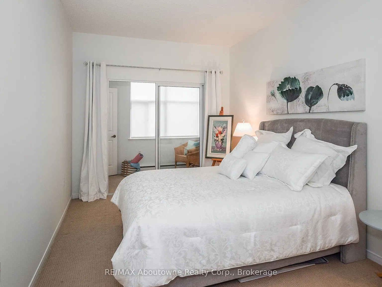 2 bed, $3,100 — Photo 2