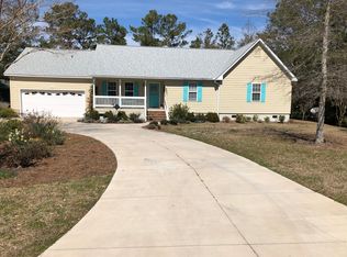 217 Star Hill Dr, Cape Carteret, NC 28584