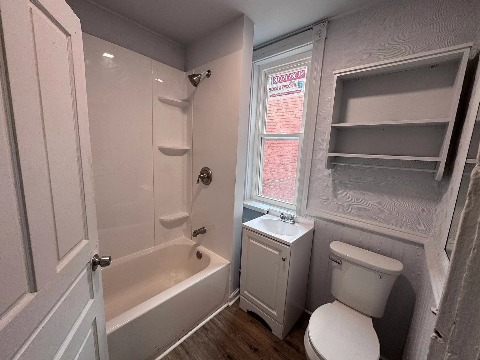 5 bed, 2.5 bath, 1700 sqft, $1,895 — Photo 4