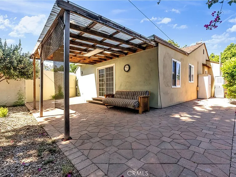 5452 Halbrent Ave — Photo 26