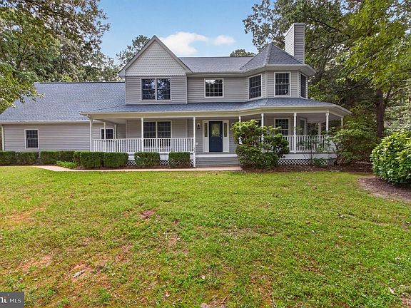 4th image of 22 Greystone Dr