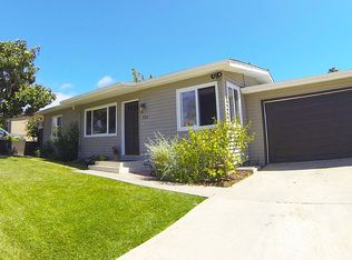 713 Ocean Crest Rd, Cardiff, CA 92007