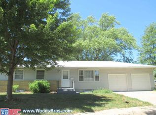 521 N 21st St, Beatrice, NE 68310