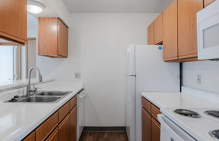 Hamlet Apartments — Photo 28