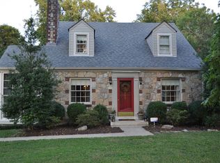 213 Cumberland Cir, Nashville, TN 37214