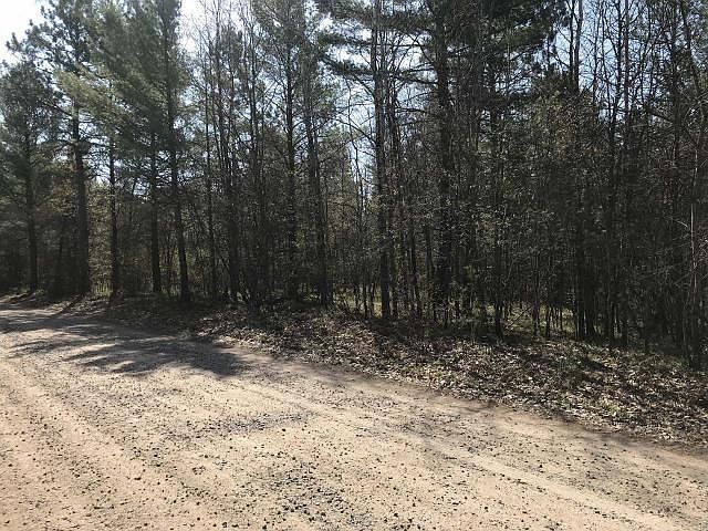 2nd image of Snowshoe Ln Lot 4