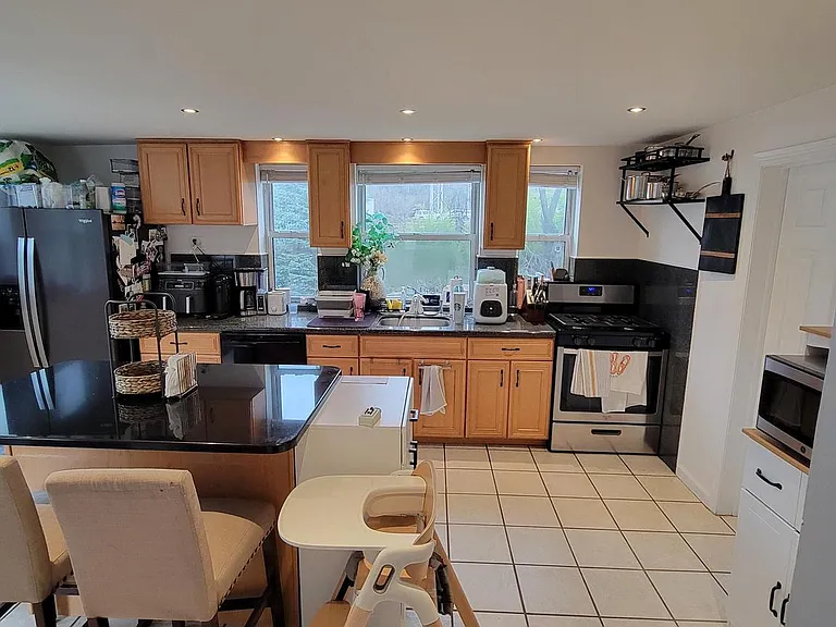 505 Apple St — Photo 12