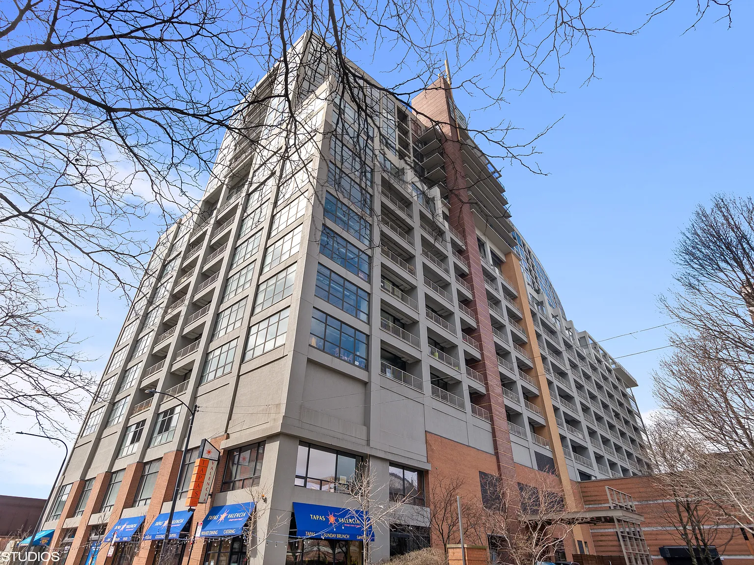 2 bed, 1250 sqft, $3,000 — Photo 1