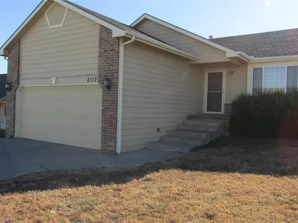 2117 Thompson Dr, Junction City, KS 66441