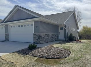 4802 N Marlo Way #17, Appleton, WI 54913