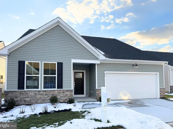45 Casselberry Ln, Dover, DE 19904