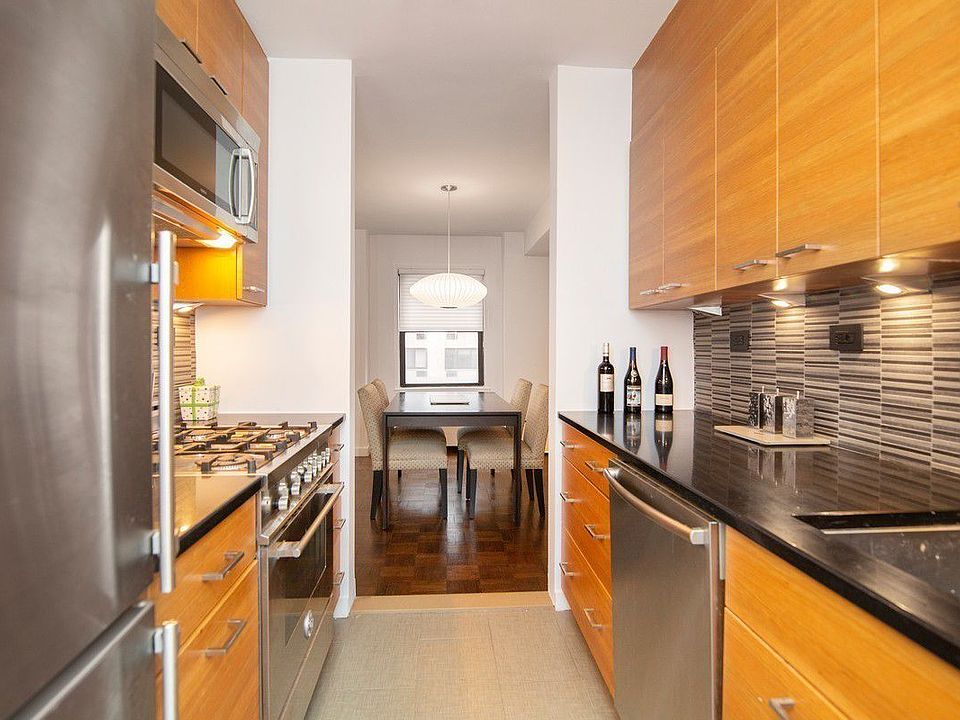 1st image of 301 E 48th St APT 5F