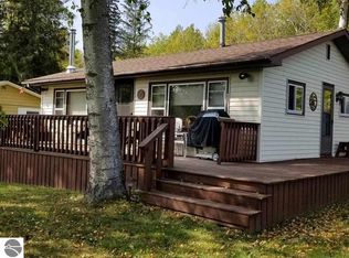 7537 Cove Rd, Hale, MI 48739