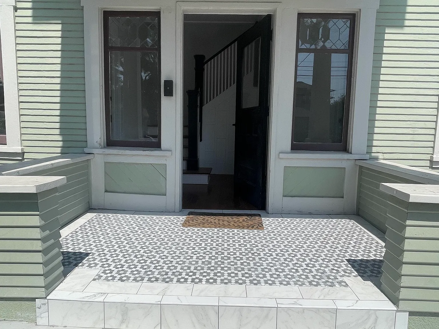 Studio, 626 sqft, $1,995 — Photo 3