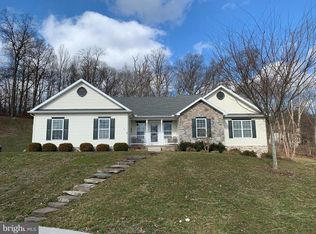 33 Waterford Ct, Gettysburg, PA 17325