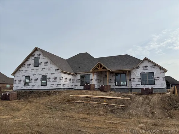 6708 E 88th St N, Owasso, OK 74055