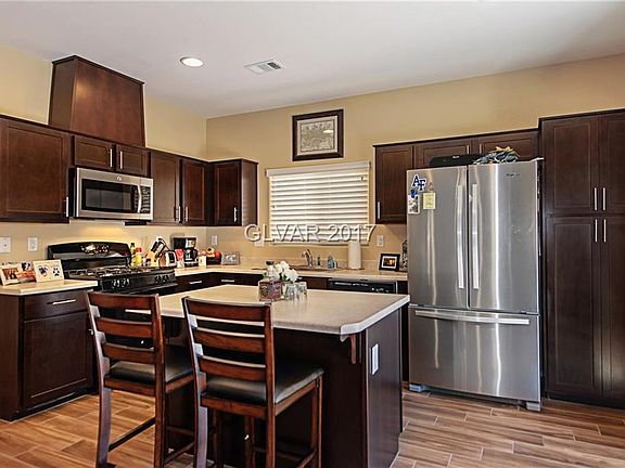 3rd image of 10605 Axis Mountain Ct