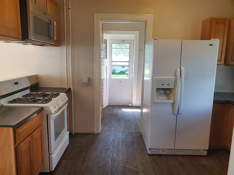 608 Red Wing Ave — Photo 10