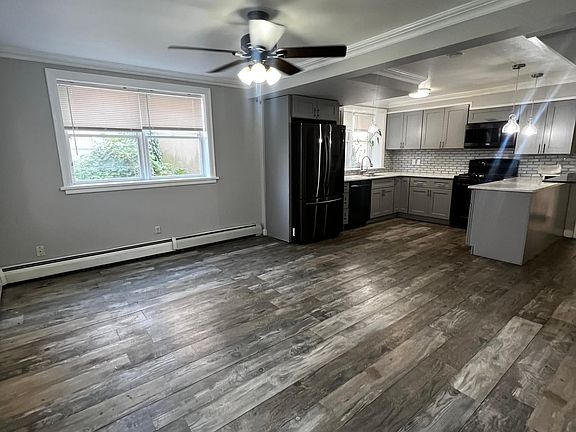4th image of 190 Crescent Pl #1
