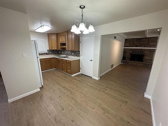 4th image of 193 La Canada Ct