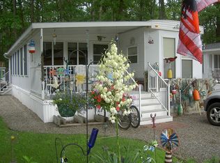 1 Robinson Way, Kennebunk, ME 04043