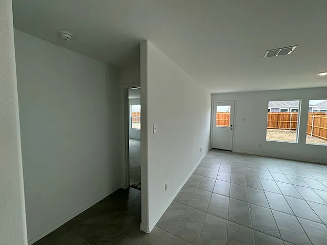 7728 Skier Dr — Photo 10