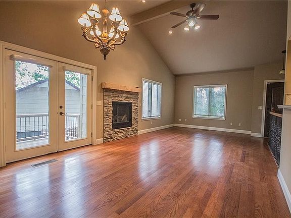 2nd image of 3200 Cardinal Creek Cir