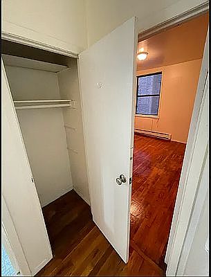 4th image of 450 W 47th St APT 2B